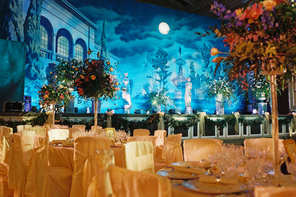 First event using 88 Events' new Cream Damask linen, 2001 First event using 88 Events' new Cream Damask linen, 2001